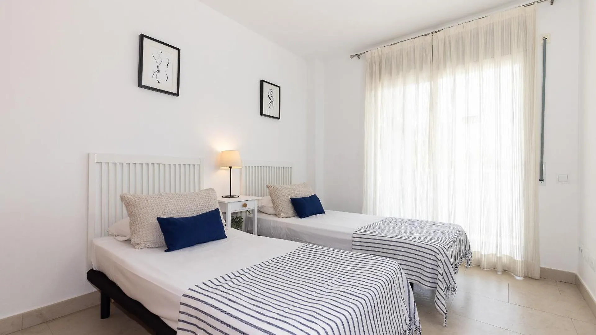 Appartement Uhc Spa Aqquaria Family Complex Salou