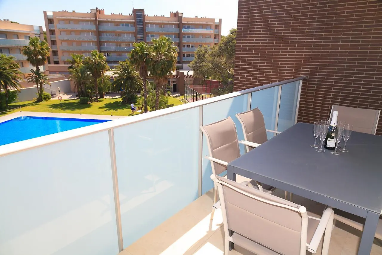 Uhc Spa Aqquaria Family Complex Salou Daire
